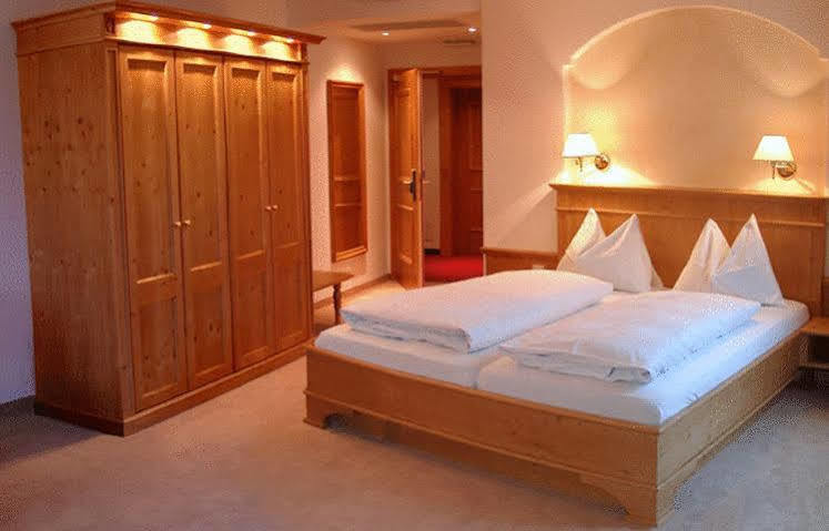 Hotel Garni Partaneshof Merano Extérieur photo